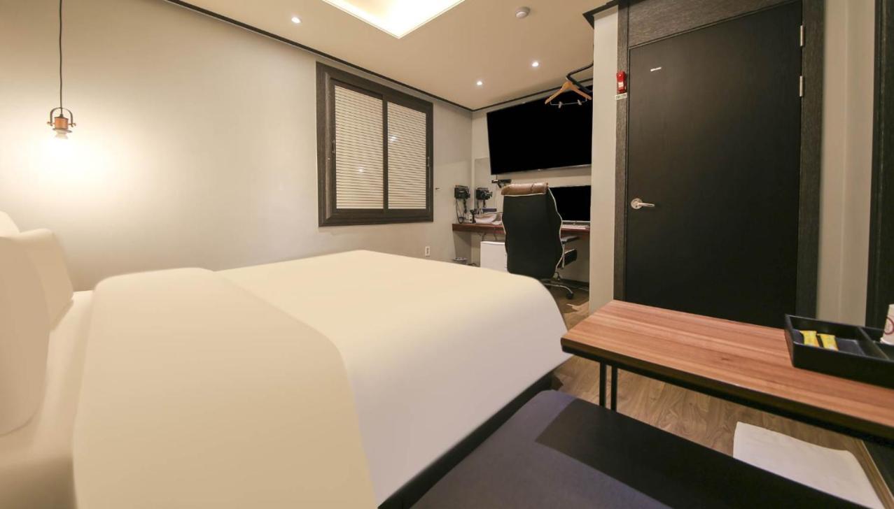 Hotel Parfe Cheonan Exterior photo